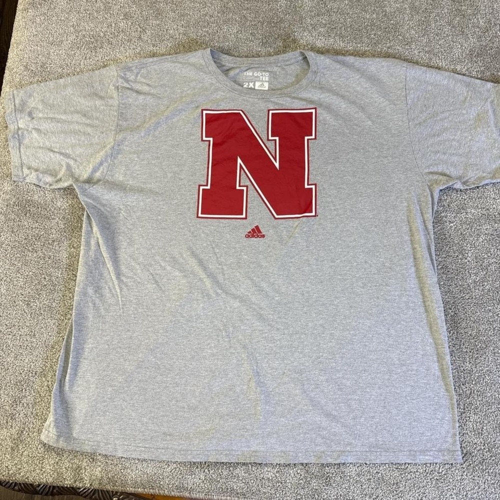 Adidas Nebraska Cornhuskers Grey/Red T-Shirt 2X
